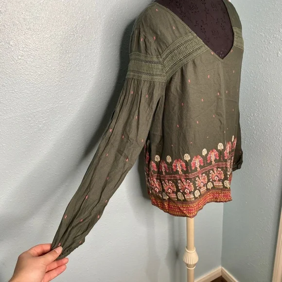 Roxy Green Long Sleeve Blouse - Picture 5 of 13